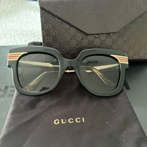 For women’s Authentic Gucci oversized sunglasses vintage for women’s